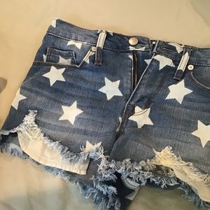 Star shorts